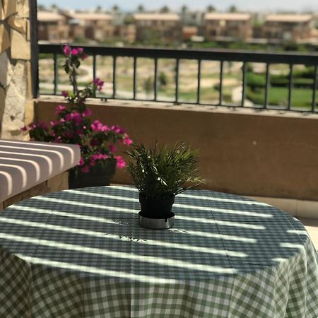 Chalet Marina Wadi Degla Families Only Pool View 2Nd Floor 6 Adults ไอน์ ซกนา ภายนอก รูปภาพ