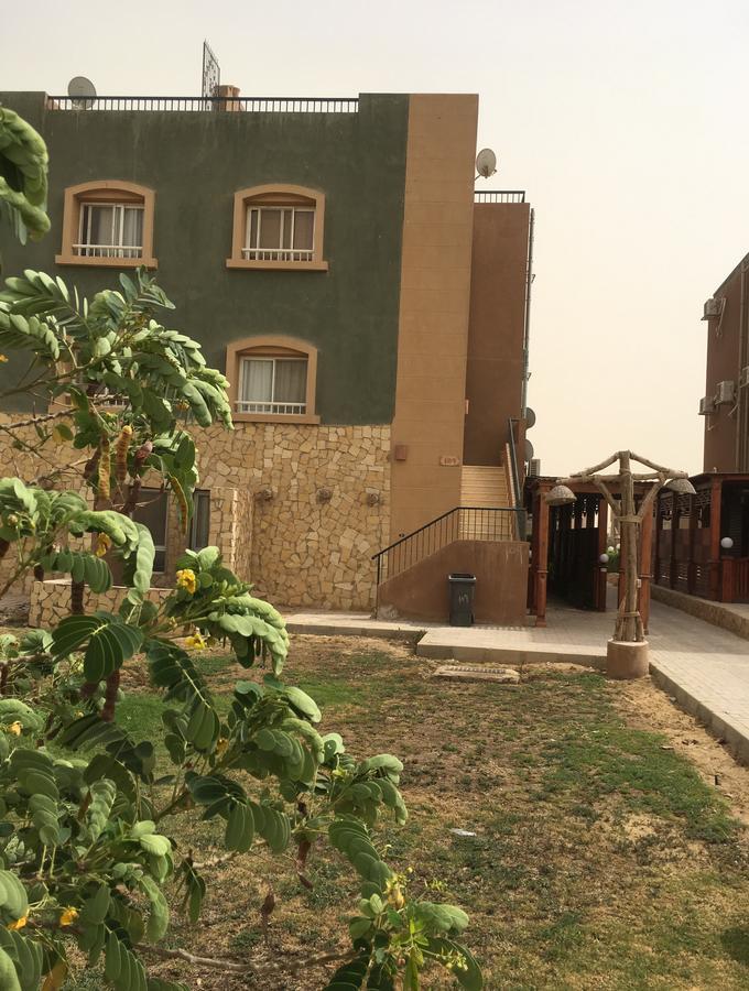 Chalet Marina Wadi Degla Families Only Pool View 2Nd Floor 6 Adults ไอน์ ซกนา ภายนอก รูปภาพ