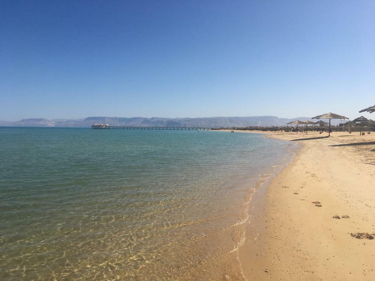 Chalet Marina Wadi Degla Families Only Pool View 2Nd Floor 6 Adults ไอน์ ซกนา ภายนอก รูปภาพ